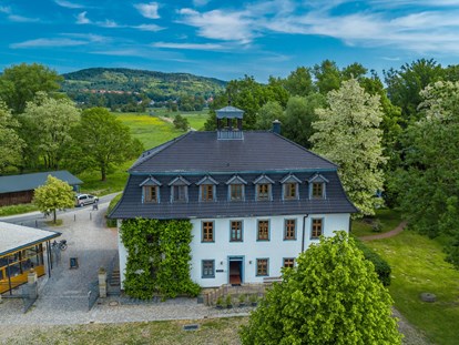 Naturhotel - Gutshaus von oben - Biohotel Stiftsgut Wilhelmsglücksbrunn